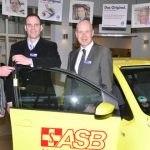 v.l.n.r.: Foto von links: Matthias Lüschen, Leiter Soziale Dienste  ASB Hamburg, Christopher Stender, Verkauf an Großkunden AW, Immo Schneider, Leiter Großkunden.