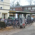 Verrostete und verwaiste Fahrräder wie ehemals an der Waitzstraße sollen abtransportiert werden. Foto Peter Meyer - Keyphrase: Schrotträder