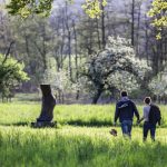 Der etwas andere Freizeitpark bietet an über 60 Stationen die Möglichkeit, barfuß verschiedene Untergründe zu erfühlen.