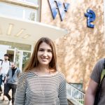 Alumni berichten an der FH Wedel von ihrem Studium (Foto: FH Wedel)