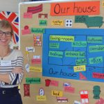 Dr. Kirsten Okun präsentiert das Fach Englisch