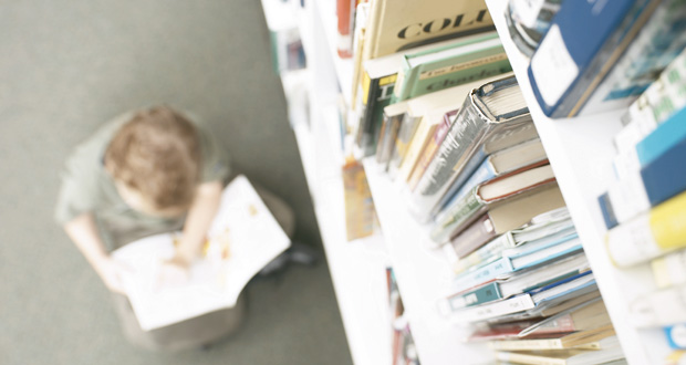 Literarisch durch die Sommerferien: Die Bücherhalle bietet ein buntes Programm an