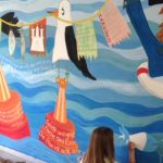 Elbe inspiriert Schüler zu farbenfrohen Wandgemälden.