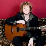 Mirko Frank kommt mit seiner Liederbande in die Fabrik. Foto: Mirko Frank