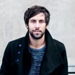 Chartstürmer Max Giesinger tritt beim „Kultur auf den Halligen“ auf Langeness auf.