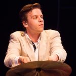 Simon Bröker und sein Vater Kurt begleiten die Sänger live