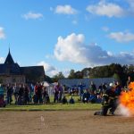 feurige Vorführungen auf der Elbinsel