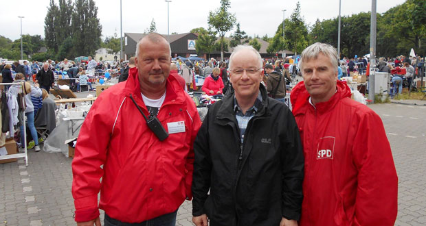 Andreas Bernau, Matthias Barke und Mathias Petersen von der SPD. Foto: Andreas Bernau