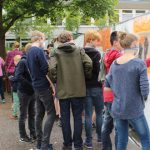 Kunstaktion beim Sommerfest 2015 am Gymnasium Rissen. Foto: Privat