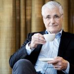 Sky du Mont übernimmt Schirmherrschaft zum 10. „Tag des Kaffees“. Foto: Deutscher Kaffeeverband e.V.