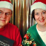 Beate Wolf & Ulli Engelbrecht präsentieren ihren Lesespaß unter dem Motto „Schrecklich feierlich“. Foto: Bruno Wolf