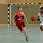 Abdulai Abaker (im weißen Trikot) in Aktion. Foto: Manfred Gembalies