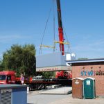 Das 62 Tonnen schwere Schalthaus wird versetzt. Foto: Natali Steffen, Stadtwerke