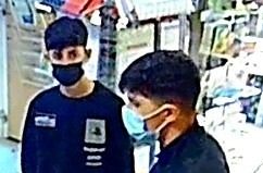 Fahndung: Bild der zwei Täter. Die Polizei bittet um zweckdienliche Hinweise.