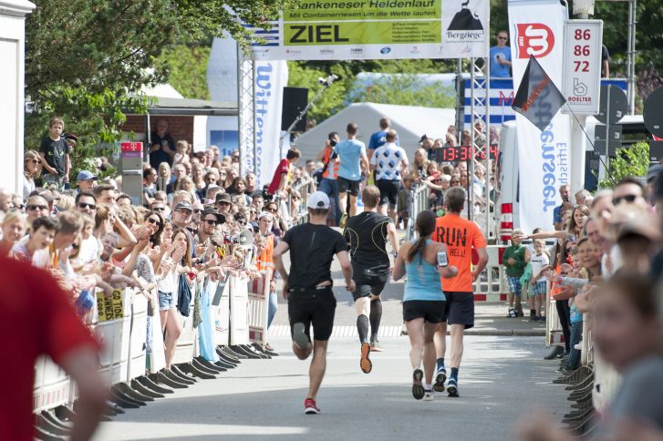Zieleinlauf Blankeneser Heldenlauf
