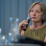 Dr. Elisabeth von Thadden ist verantwortlich für die philosophischen Seiten