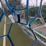 Gewusste wie: Kabelbinder helfen fürs Erste. Es bleibt ein Provisorium.