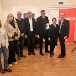 Der Förderverein Markthaus Blankenese: Clara Becker (Programming), Dr. Kristina Calvert (2. Vorsitzende) ,Hannes Dempwolff (Schatzmeister) und Ingo Eggers (1.Vorsitzender); Finanzsenator Dr. Andreas Dressel (SPD), Philline Sturzenbecher (MdB, SPD), Oliver Diezmann (Blankenese Interessengemeinschaft) (v.l.)