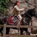 Als Winnetou reitet Alexander Klaws zum fünften Mal am Kalkberg. // Foto: Claus Harlandt