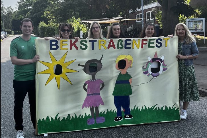 Foto des Orga-Teams (v.l.n.r.) Jasper Grahl (WTSV), Jülide Harder (KiJuz), Petra Scholtz (WTSV), Michaela Navarro-Ristow (AWO), Antonella Klamm (Lebenshilfe), Brigitte Eydeler (SKB Highlight) - Bekstraßenfest