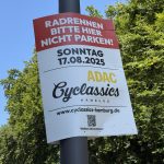 Entlang der Strecke finden Sie Schilder mit Verkehrshinweisen. Achten Sie darauf, Ihr Fahrzeug am Veranstaltungstag nicht im betroffenen Bereich zu parken.