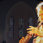 Finden Sie Ruhe in der Musik von Kristina Mohr. // Foto: GingerHead Arts