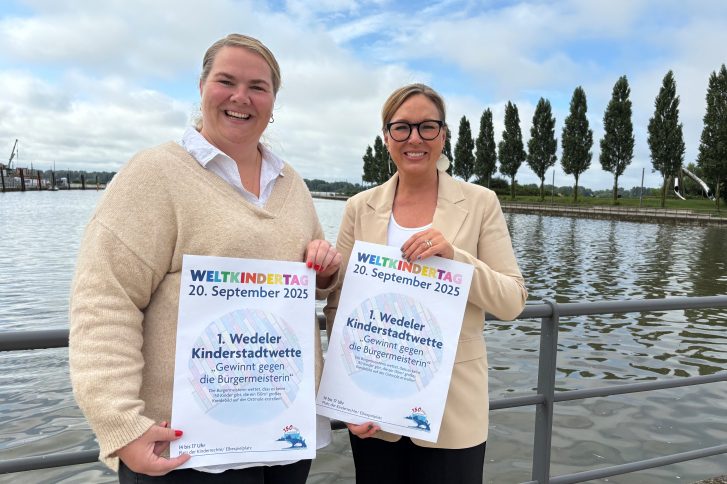 v.l.: Verena Heyer, Julia Fisauli-Aalto // Foto: Stadt Wedel - Kinderstadtwette