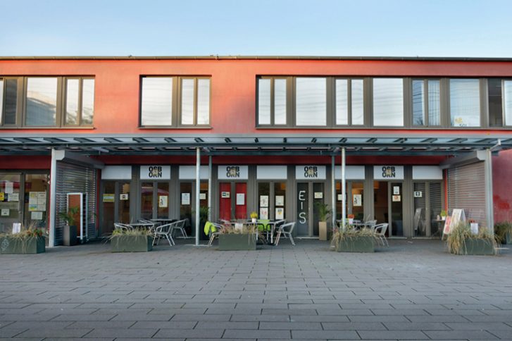 Das Osborn53 bietet einen ermäßigten Mittagstisch für Geringverdiener an.