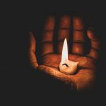 Das Motto der diesjährigen Nacht der Kirchen lautet: Licht im Dunkel. Es ist ein Bezug auf Jesaja 9.1.: