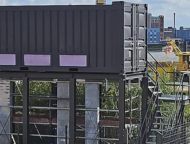 Der Übergabecontainer steht. // Foto: HADAG