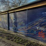 Die Stadtverwaltung hat dem Kinder- und Jugendzentrum eine besondere Gelegenheit geboten: Die Kinder und Jugendlichen konnten ihre kreativen Ideen auf den Wänden des Fahrradcontainers am Wedeler Bahnhof verwirklichen.