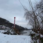 Winterlicher Blick auf den Leuchtturm nahe des Mühlenbergs.